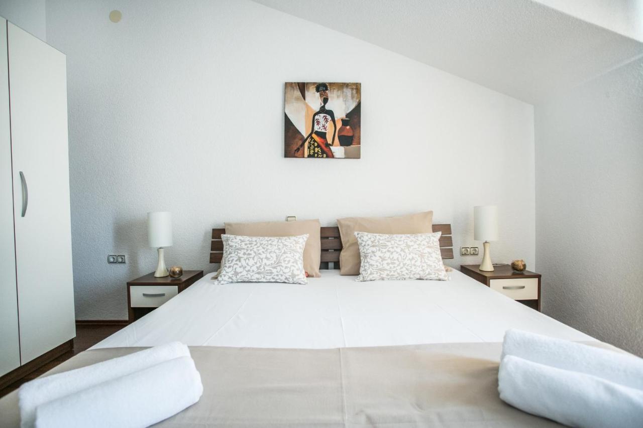 Kaja - Right Next To The Beach Trogir Exterior foto
