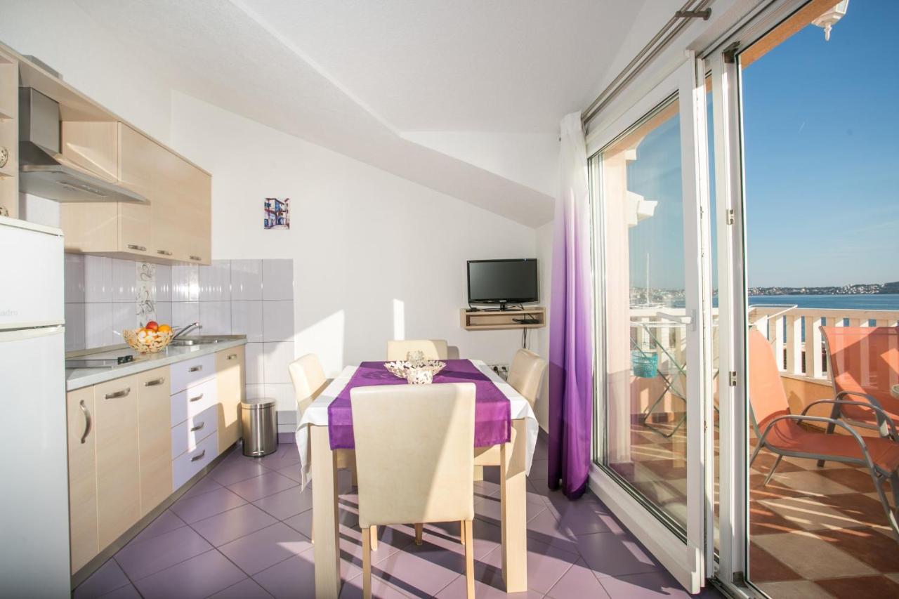 Kaja - Right Next To The Beach Trogir Exterior foto