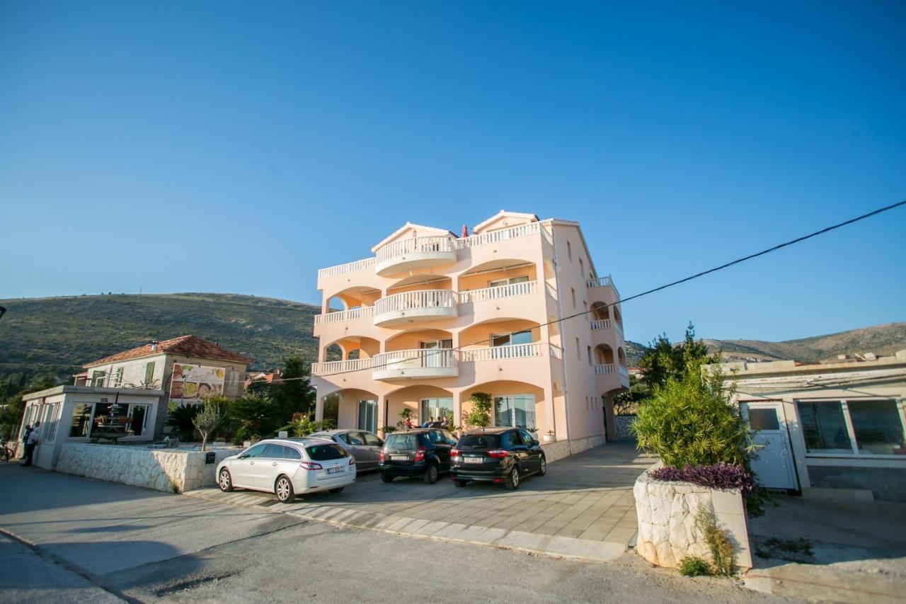 Kaja - Right Next To The Beach Trogir Exterior foto